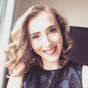 Meet your Posher, Lauren